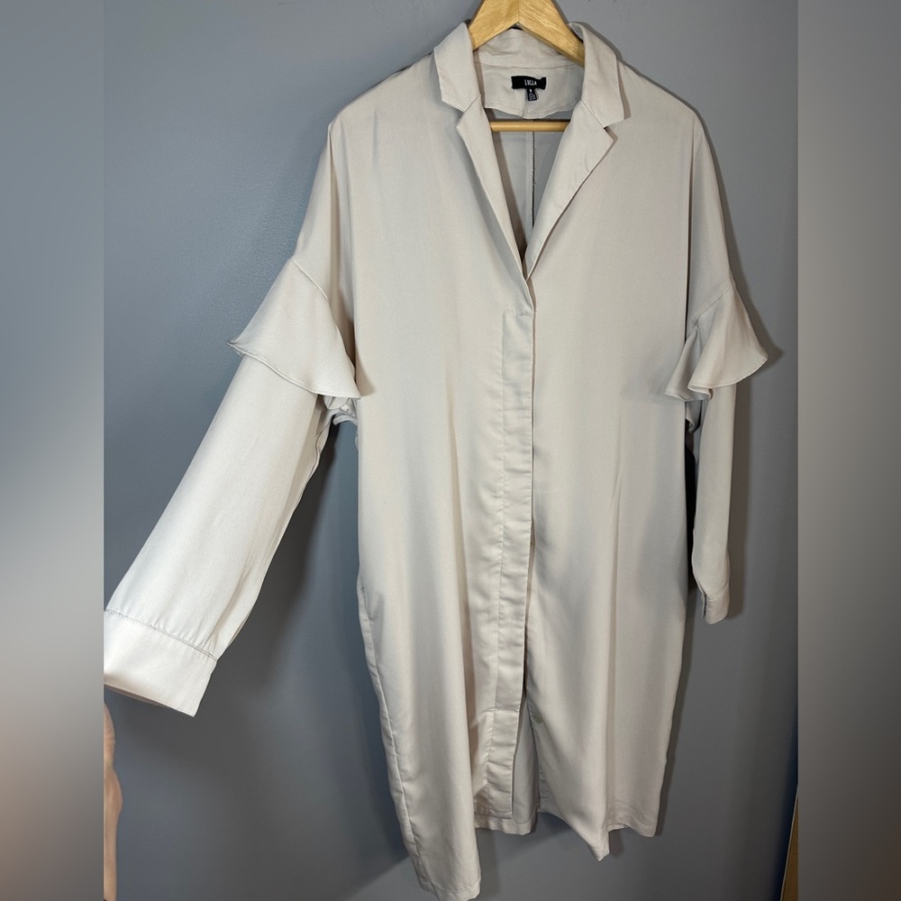 Lucca Tan Ruffle Long Sleeve Button Down Duster Blouse Cardigan Jacket Medium